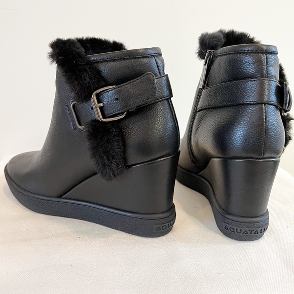 Aquatalia Cameron Black Leather Fur Wedge Ankle Boots Size 7 Women’s - Picture 5 of 15